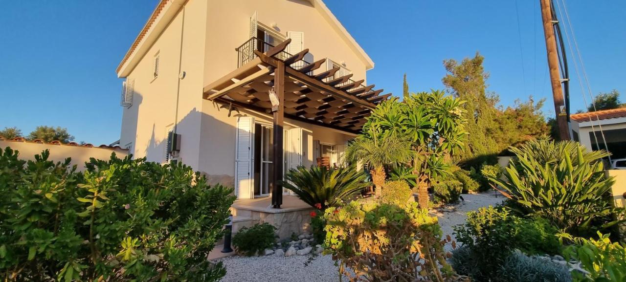 Fab Sea And Mountain View Villa, Walking Distance From The Sandy Beach Yialia Exteriör bild